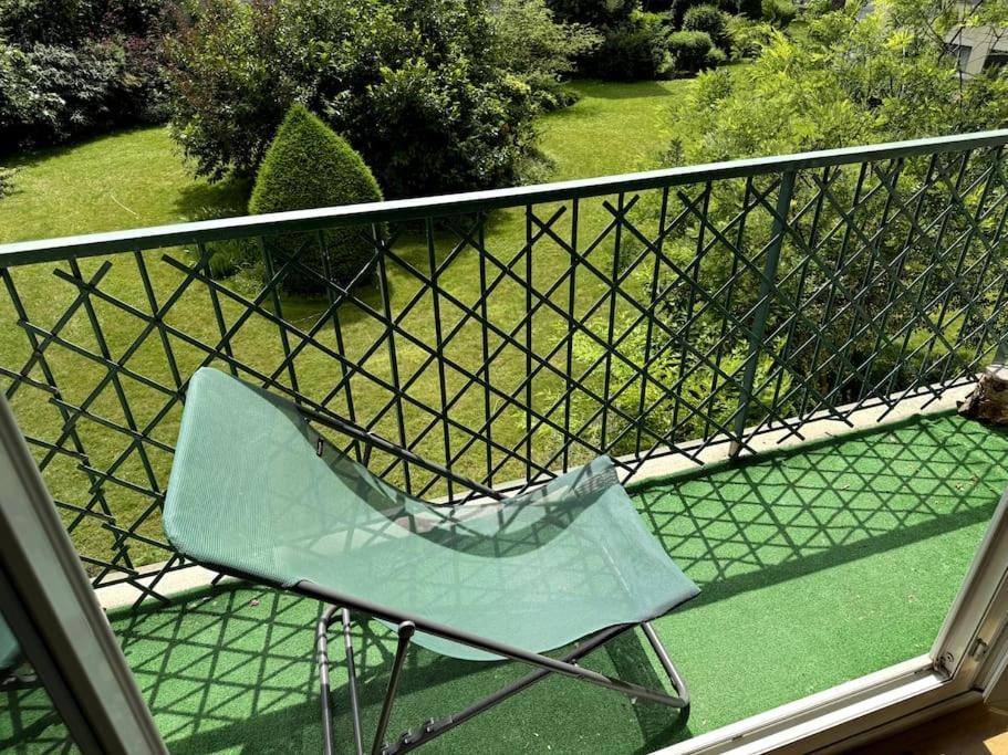 Superbe Appartement Avec Belle Vue Jardin ปารีส ภายนอก รูปภาพ
