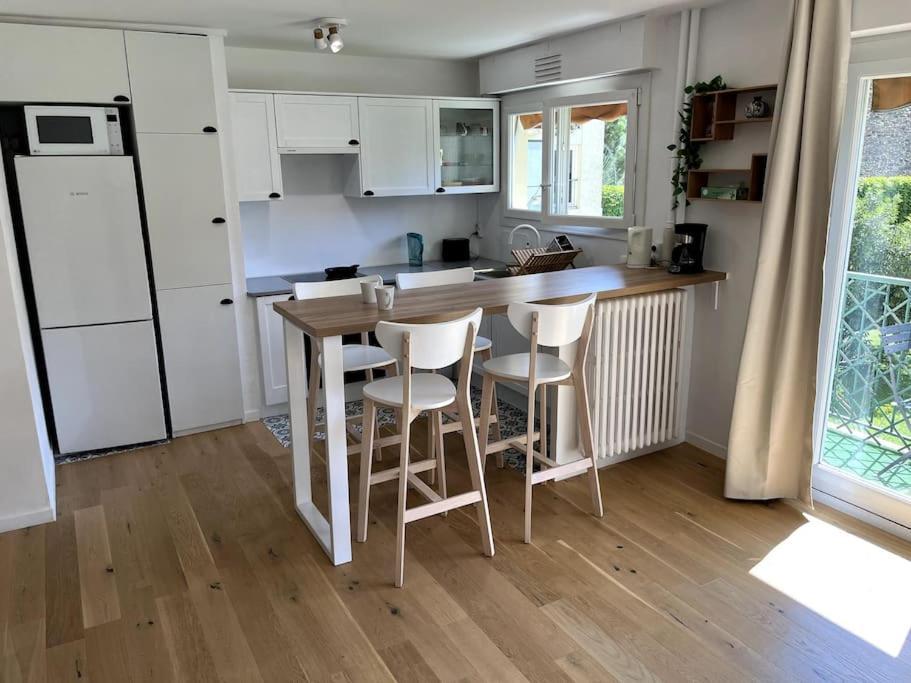 Superbe Appartement Avec Belle Vue Jardin ปารีส ภายนอก รูปภาพ