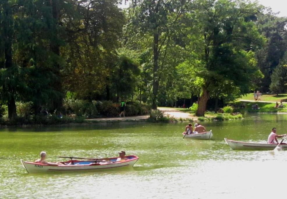 Superbe Appartement Avec Belle Vue Jardin ปารีส ภายนอก รูปภาพ
